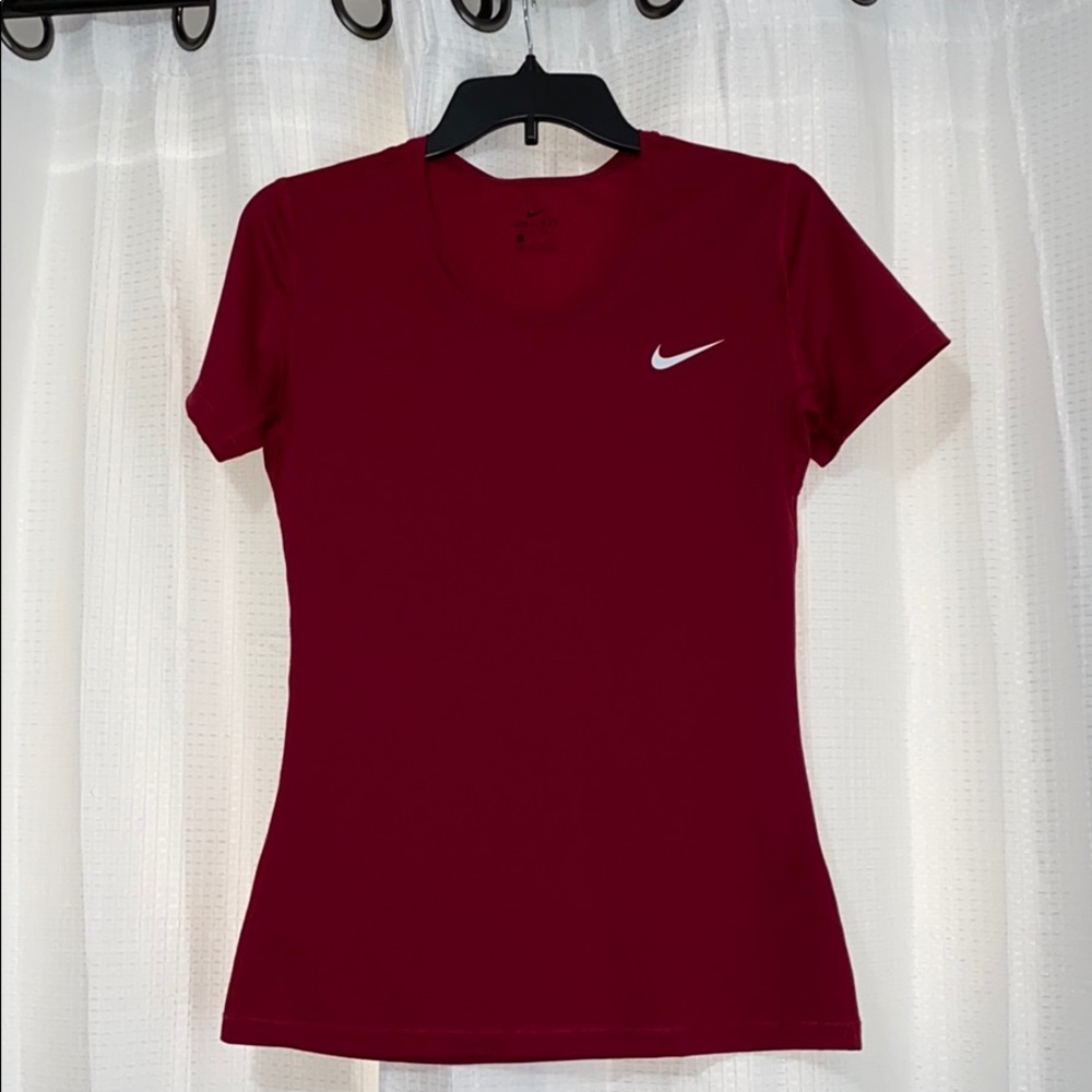 Nike workout top